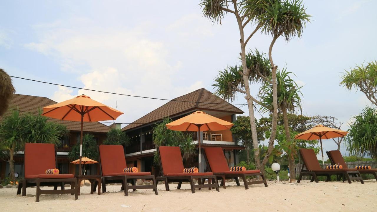 Sunset House Gili Meno Hotell Exteriör bild
